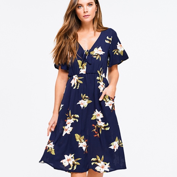 NWT Navy Floral Keyhole W/Pockets Dress - Picture 5 of 7